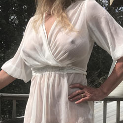 Bored - Big Tits, Outdoors, Amateur