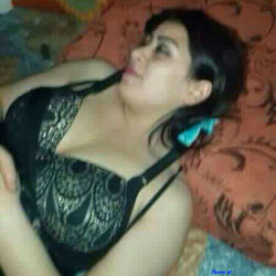 Pic #1 Samia Nudes Teen - Big Tits, Brunette, Amateur