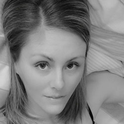 Pic #1 Tease Me - Nude Amateurs, Brunette, Mature, Amateur