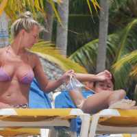 Pic #1 2 Sexy Friends - Beach