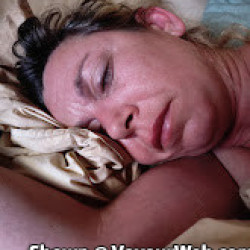 Pic #1 Madame est Naturiste ...