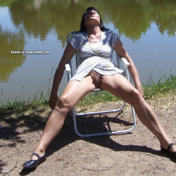 Pic #1 Au bord d'un petit tang