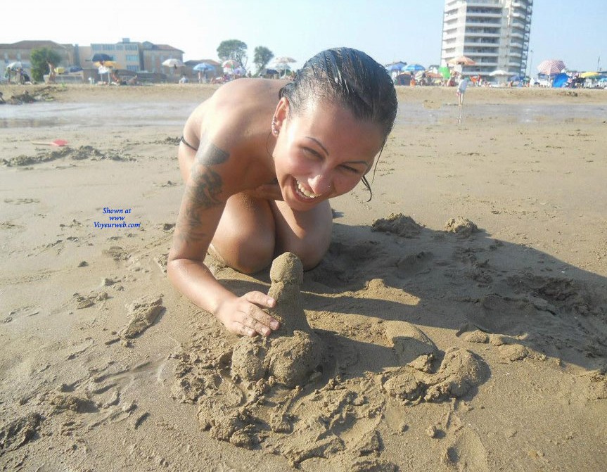 Pic #1Made a Sandman Dick Hard - Beach, Brunette, Bikini Voyeur