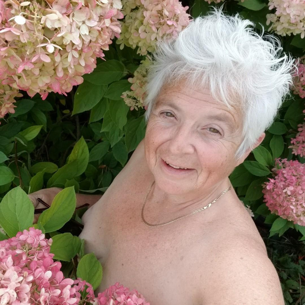 Pic #1 74 Years old and still HOT