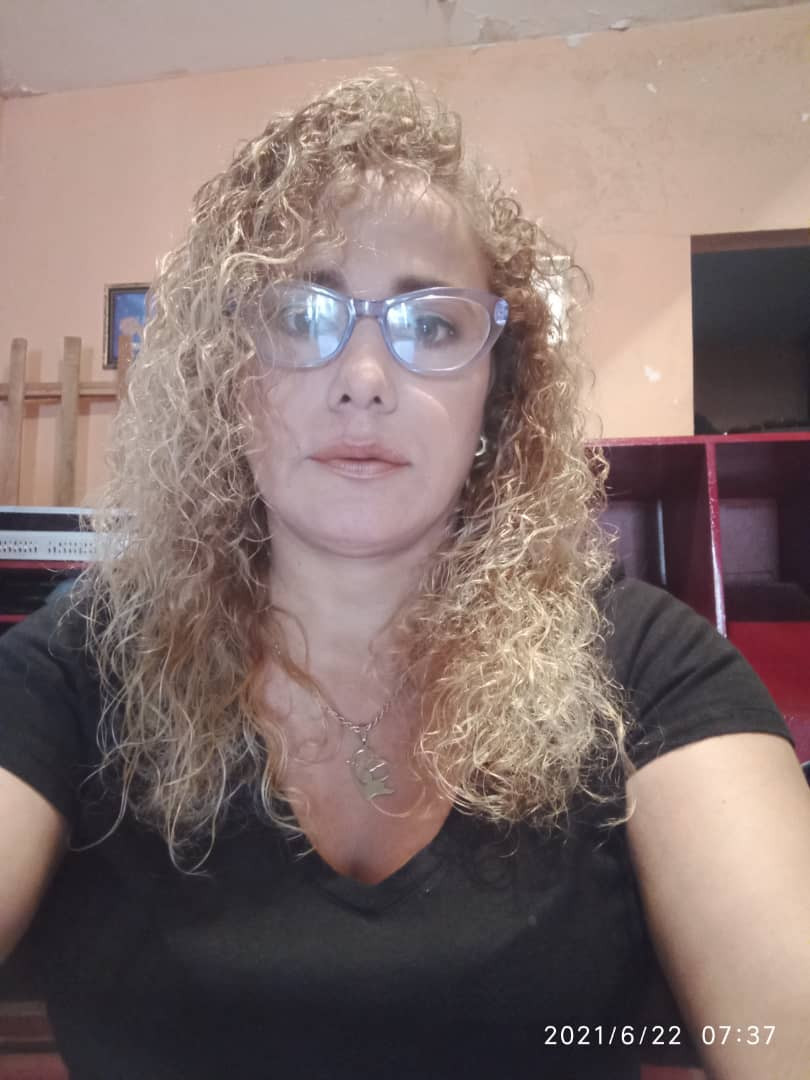 Pic #1 La catira tetona 21