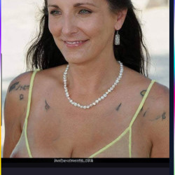 Pic #1 My naked wife