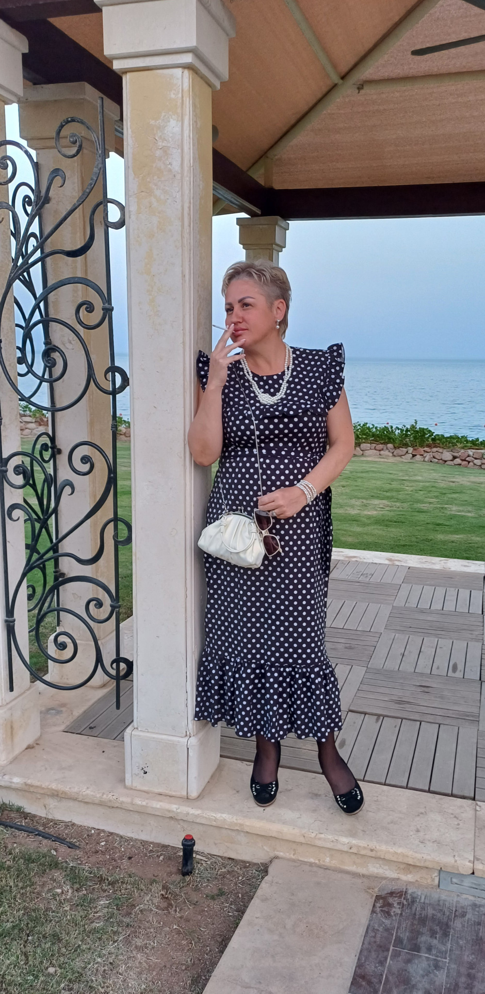 Pic #1 Anastasia's pranks in the public park.