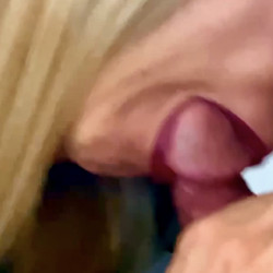 KarissaLegs EROTIC EXHIBITION