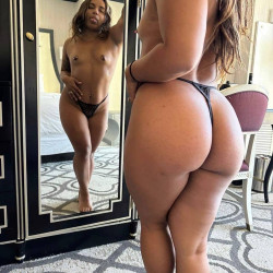 My wife's ass - Hotwife Lisset