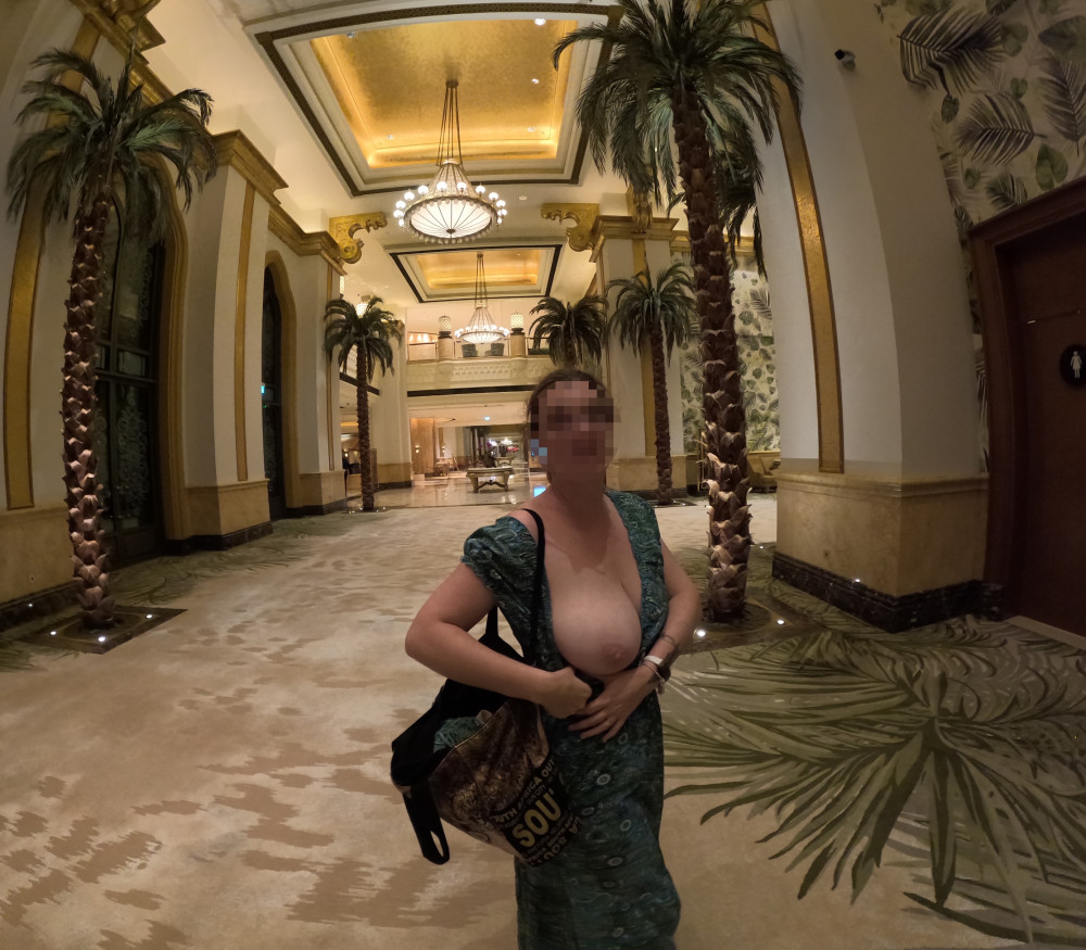 Pic #1 travel , UAE , Nosy be , South africa