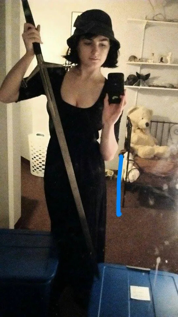 Pic #1 Ms. Rosie Wilde (Ms. Rosie Levine) Selfies (2)