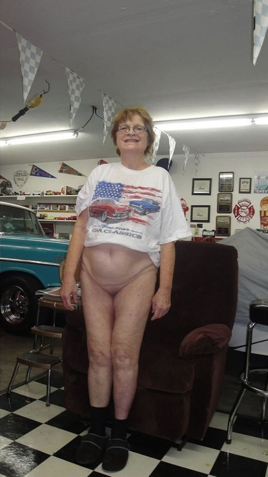 Pic #1 BJ in Old Shirts