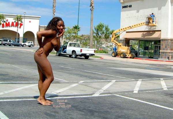 Pic #1Andrea Nude In Public 4