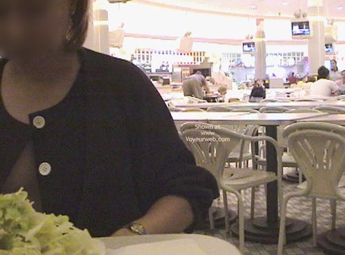 Pic #1My Xcheerleader At Food Court