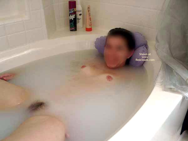 Pic #1Creemcycle Caught In The Bath
