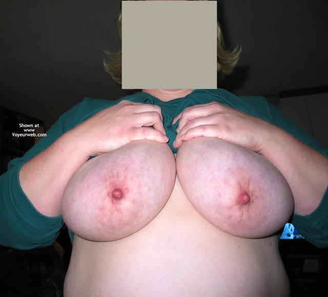 Pic #1Lynnette'S Big Breasts