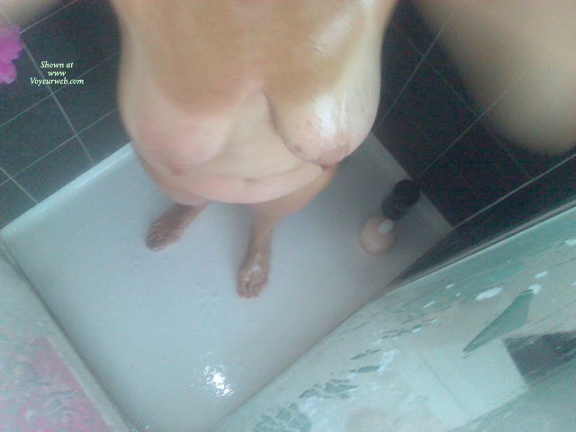 Pic #1Kookla In Shower