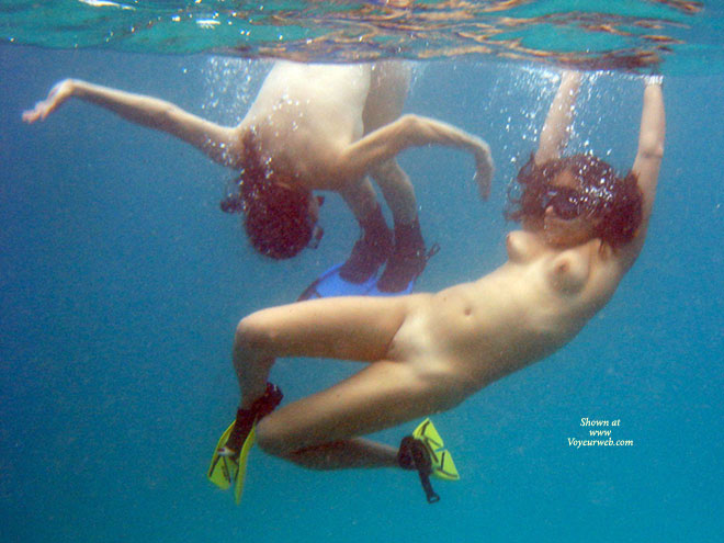Two Nude Girls Underwater - Naked Girl, Nude Amateur , Floating Boobies, Shaved, Underwater Body, Full Nudity