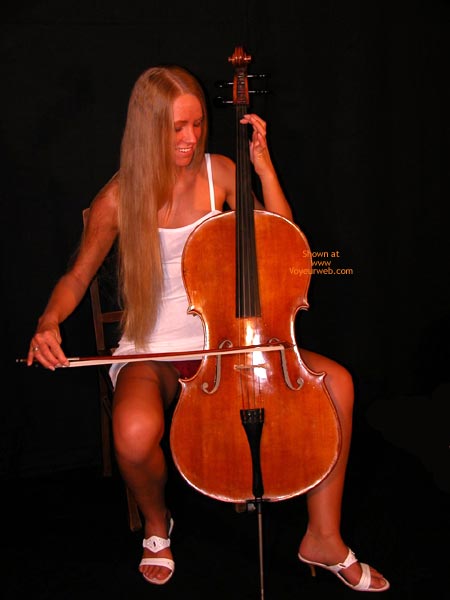 Pic #1Female Cello Player