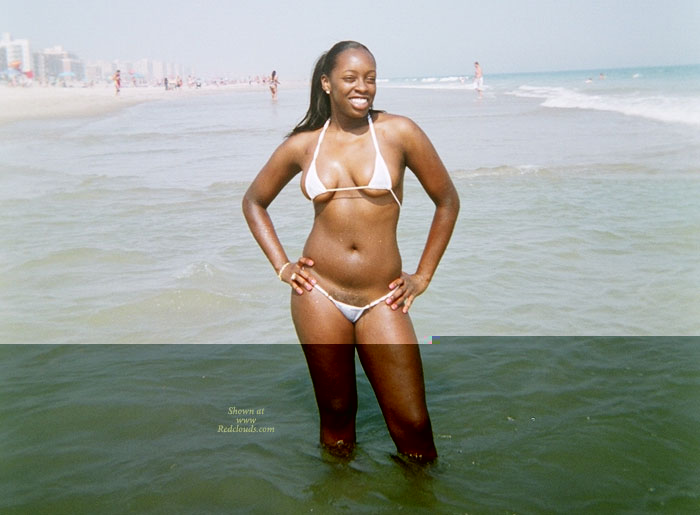 Pic #1Alyssa In Micro Bikini And Nude At Ordinary Beach - Part 2
