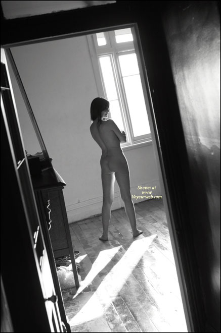 Nude Girl Artistic - Black Hair, Dark Hair, Naked Girl, Nude Amateur , Black And White, Artistic, Soft And Lonely, Beauty In Shades Of Gray, Nude Girl Standing In Empty Room, Nude Standing, By Yhe Window, Empty Room
