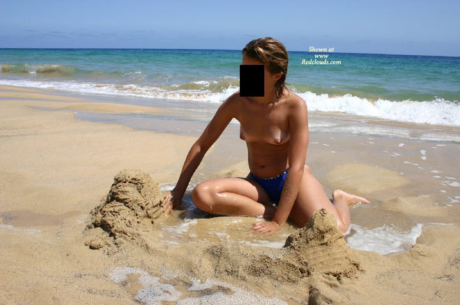 Pic #1My Girlfriend Loves The Beach