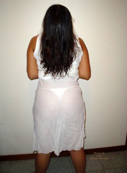 Pic #1Kim In White Dress 1