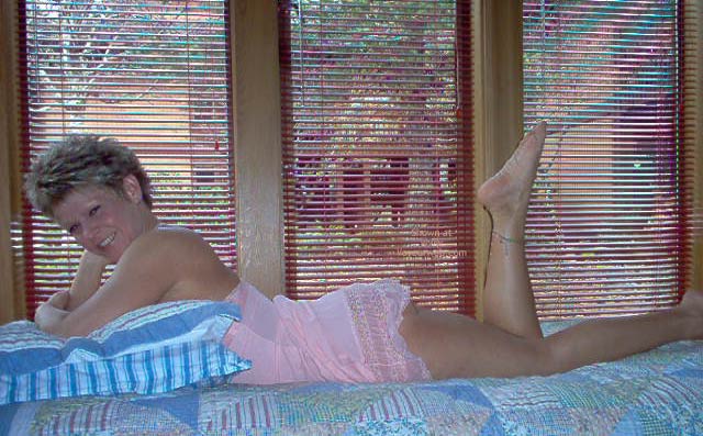 Pic #1 Angelique On The Daybed 2