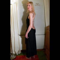 Pic #1 CH-Girl-Nudeshow